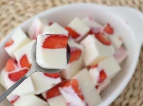凝固后即可食用。