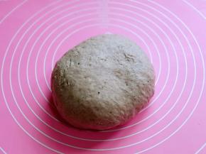 取出揉圆排气。