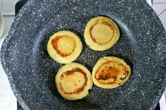 烙至两面金黄即可