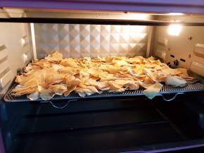 广州一直下雨，我只能选择放入烤箱70度加热风烘烤至半干