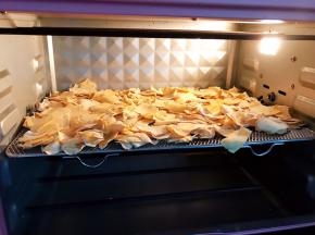 广州一直下雨，我只能选择放入烤箱70度加热风烘烤至半干