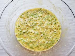 搅拌均匀静置2分钟。