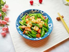 甜豆脆嫩爽口。