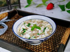 营养均衡的牛肉羹。