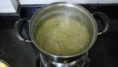粉条煮熟