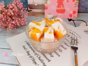 脱模时可以用牙签沿边缘划一圈即可轻松脱模。