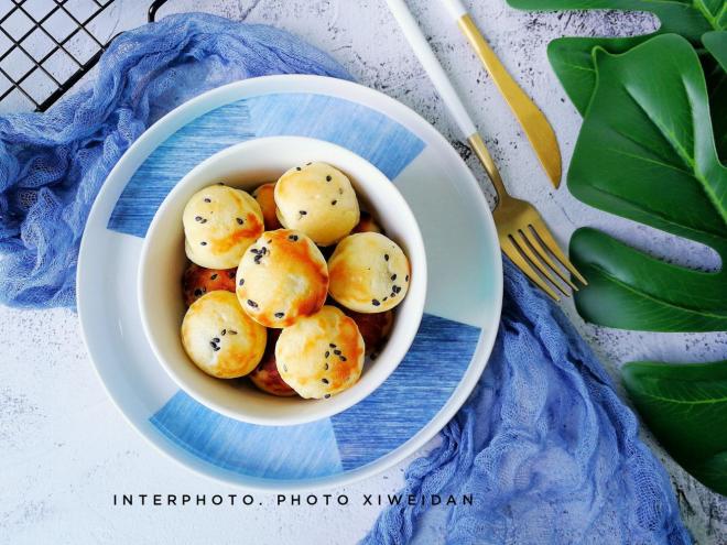 芝麻夹心面包球