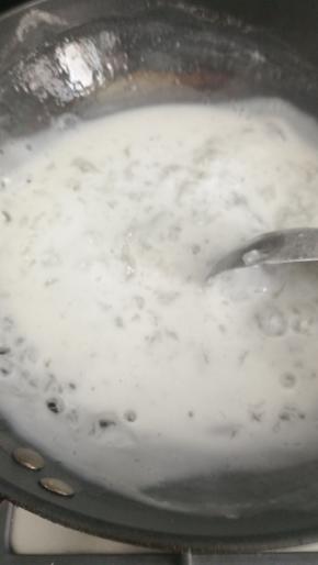 慢慢它就会变稠!