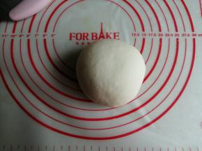 揉成光滑的面团