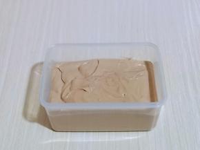 倒入食品盒中。(可以速冻的盒子)