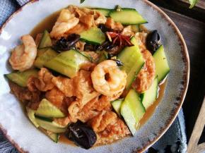 满满的都是饭店菜品的味道，超级好吃。