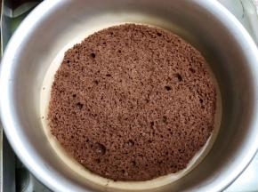 再放入一片蛋糕
