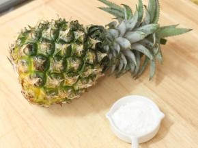 菠萝半个、糖15g