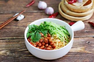 酸酸辣辣好开胃，专治食欲不振。