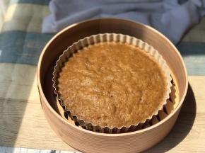 焖5分钟后取出稍晾凉。