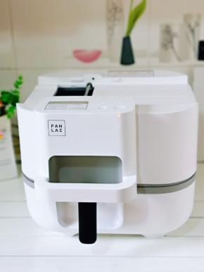 机器工作中，待它鸣笛表示菜烧好了呦～