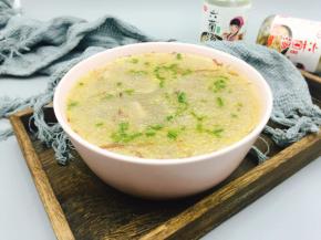 菌味浓郁，和传统的味道不大一样，别有一番风味