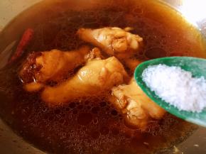 放盐，大火烧开转中火煮20分钟