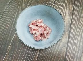 然后放入碗中