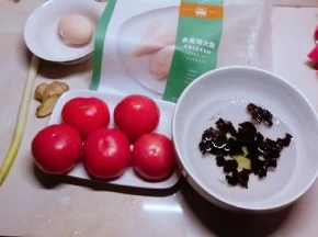 食材准备好  木耳泡发