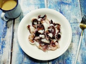 吃时拿出，看个人喜欢可以沾酱油芥末或辣椒酱油