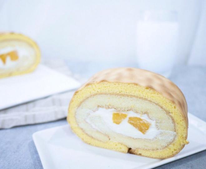 芒果虎皮蛋糕卷