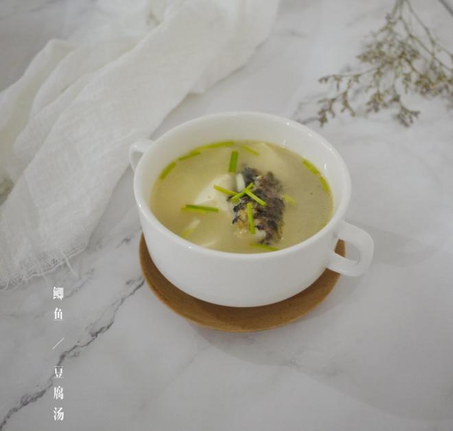 鲫鱼豆腐汤