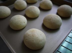 烤好后取出晾凉。