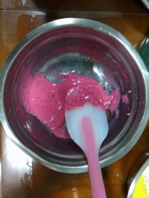 搅拌均匀至无颗粒