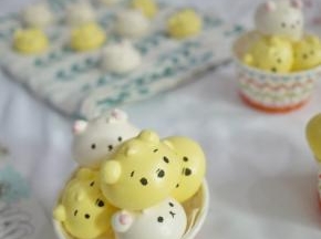 维尼有了一揪揪头发。