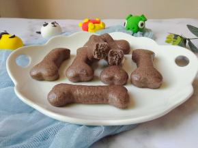 松软，吃起来有股淡淡的芝麻味