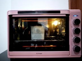 面团表面上色时盖上锡纸。