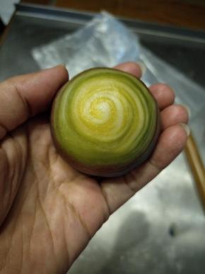 翻面，对纹路可以再整理整理。真有点繁琐！！