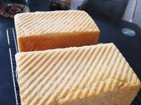 立即出炉，脱模冷却