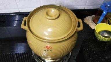 转中小火盖上盖子煲30分钟