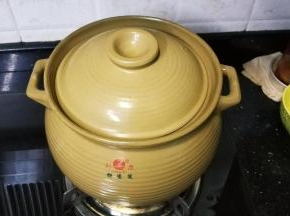 转中小火盖上盖子煲30分钟