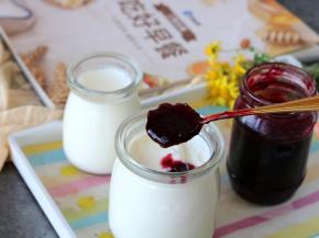 喝的时候加适量的果酱或者蜂蜜