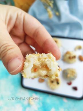 咬一口，自带流心，好吃！