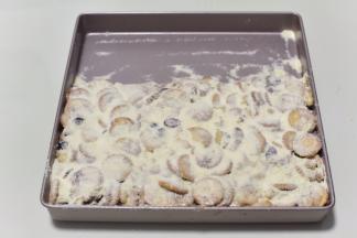 晒上奶粉，放入冰箱冷藏。