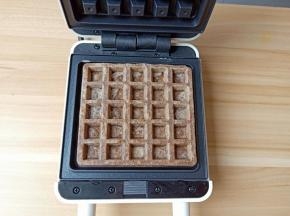 盖上盖子加热2分钟（具体看自己的机器来操作）