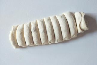 切成宽度为1cm的小块