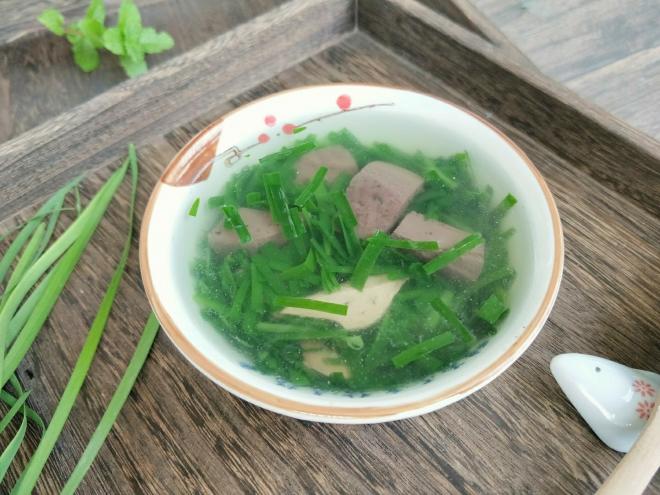 韭菜鸡血汤