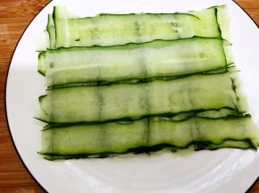 摆入盘中