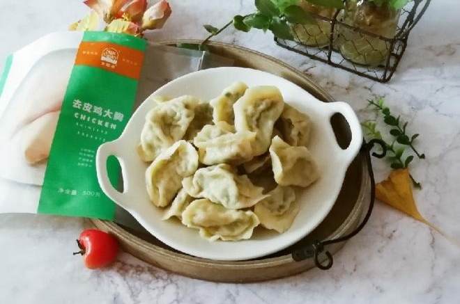 鸡肉韭菜饺子
