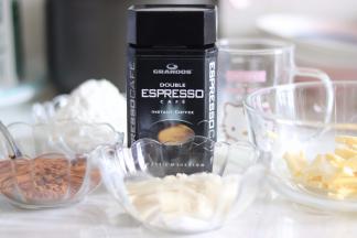 准备并称重食材，