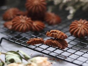 酥酥脆脆的红糖咖啡曲奇