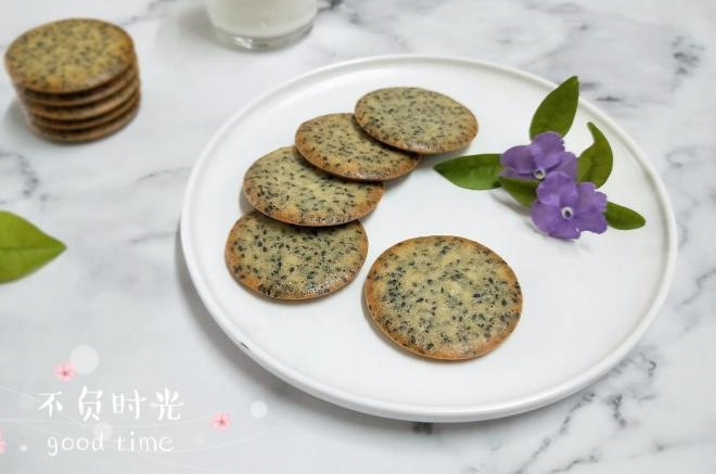 芝麻薄脆饼干