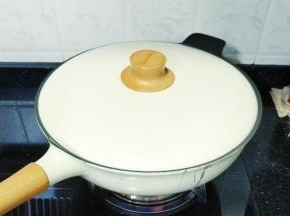 立刻盖上盖子焖3分钟