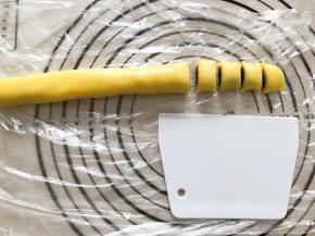 包裹起来切成块