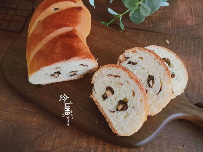 简单快手的大列巴面包